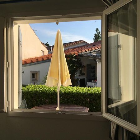 La Jarrie Leduc Bed and Breakfast Εξωτερικό φωτογραφία